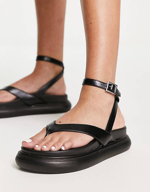 DESIGN Fahrenheit Chunky Toe Thong Sandals