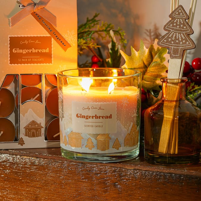 Gingerbread Candy Cane Lane Scented Candle