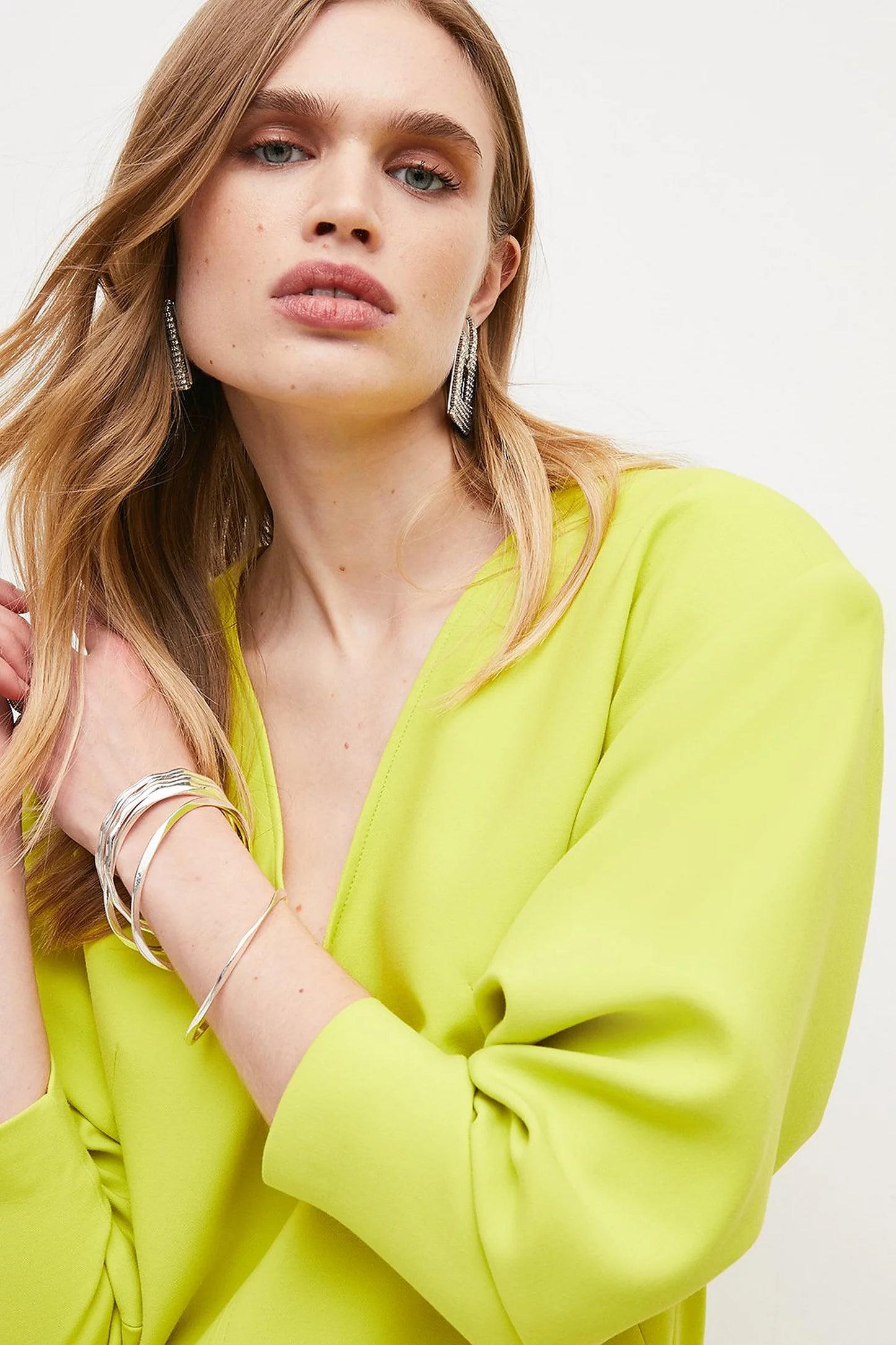 Compact Stretched Sleeve V Neck Pencil Dress