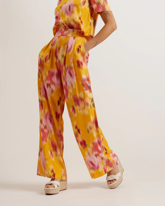 Printed Wide Leg Pleated Trousers