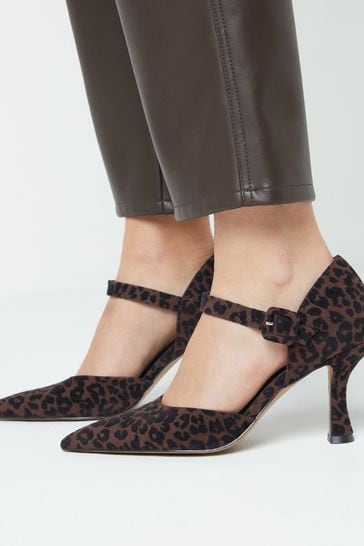 Forever Comfort Point Toe Mary Jane Court Shoes