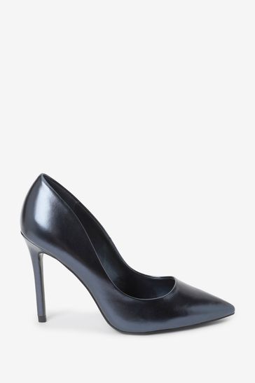 Forever Comfort® Point Court Shoes