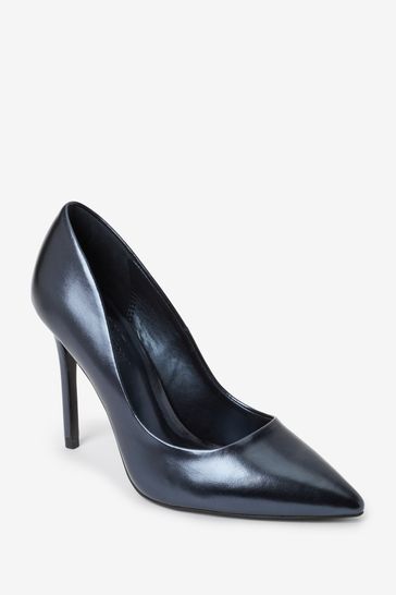 Forever Comfort® Point Court Shoes