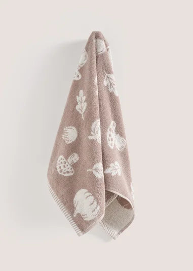 Neutral Pumpkin Design Bath Towel