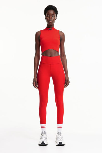 DryMove™ Cropped Sports Top