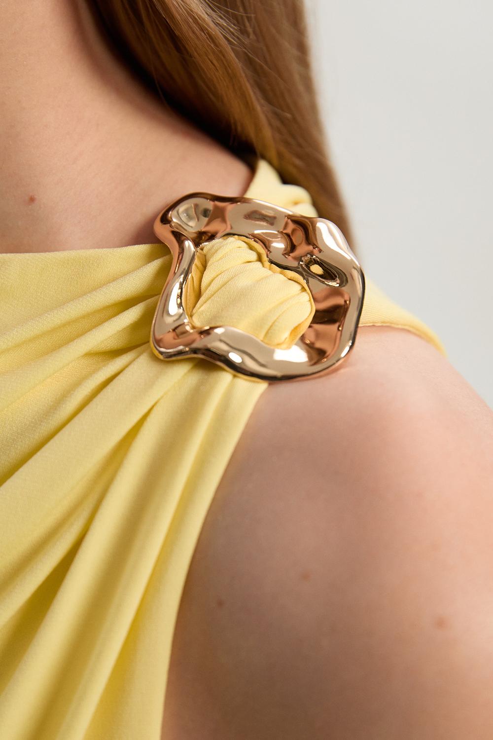 Drapey Crepe Trim Detail Ruched Top